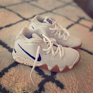 Brand new Nike lowtops unisex